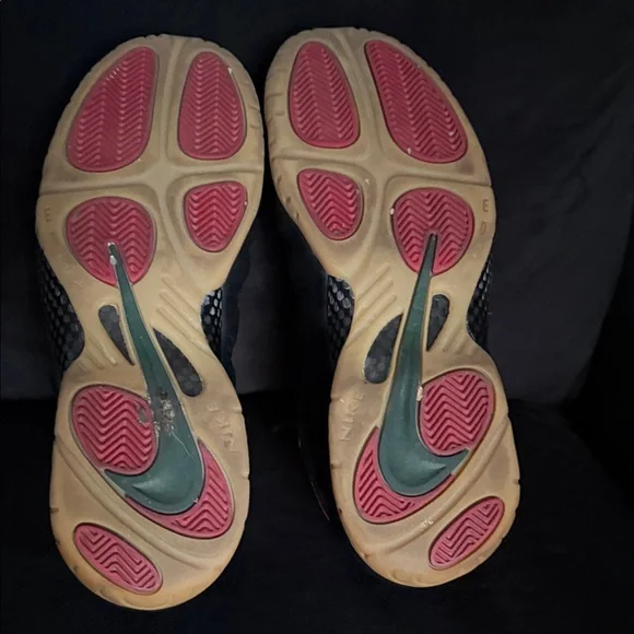 USED Foamposite “Gucci” Black, red and green Sneakers with  display picture 3